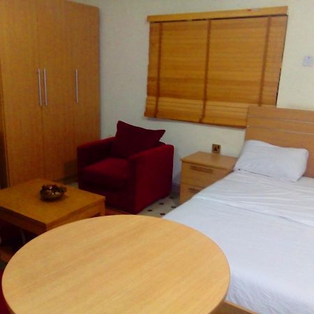 Aliayabiagba La Patriache Lodge מראה חיצוני תמונה