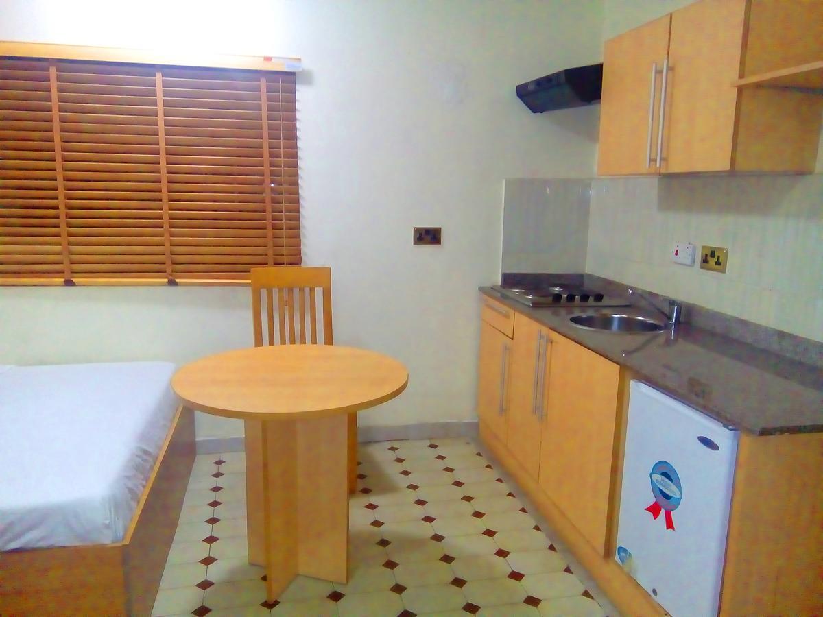 Aliayabiagba La Patriache Lodge מראה חיצוני תמונה