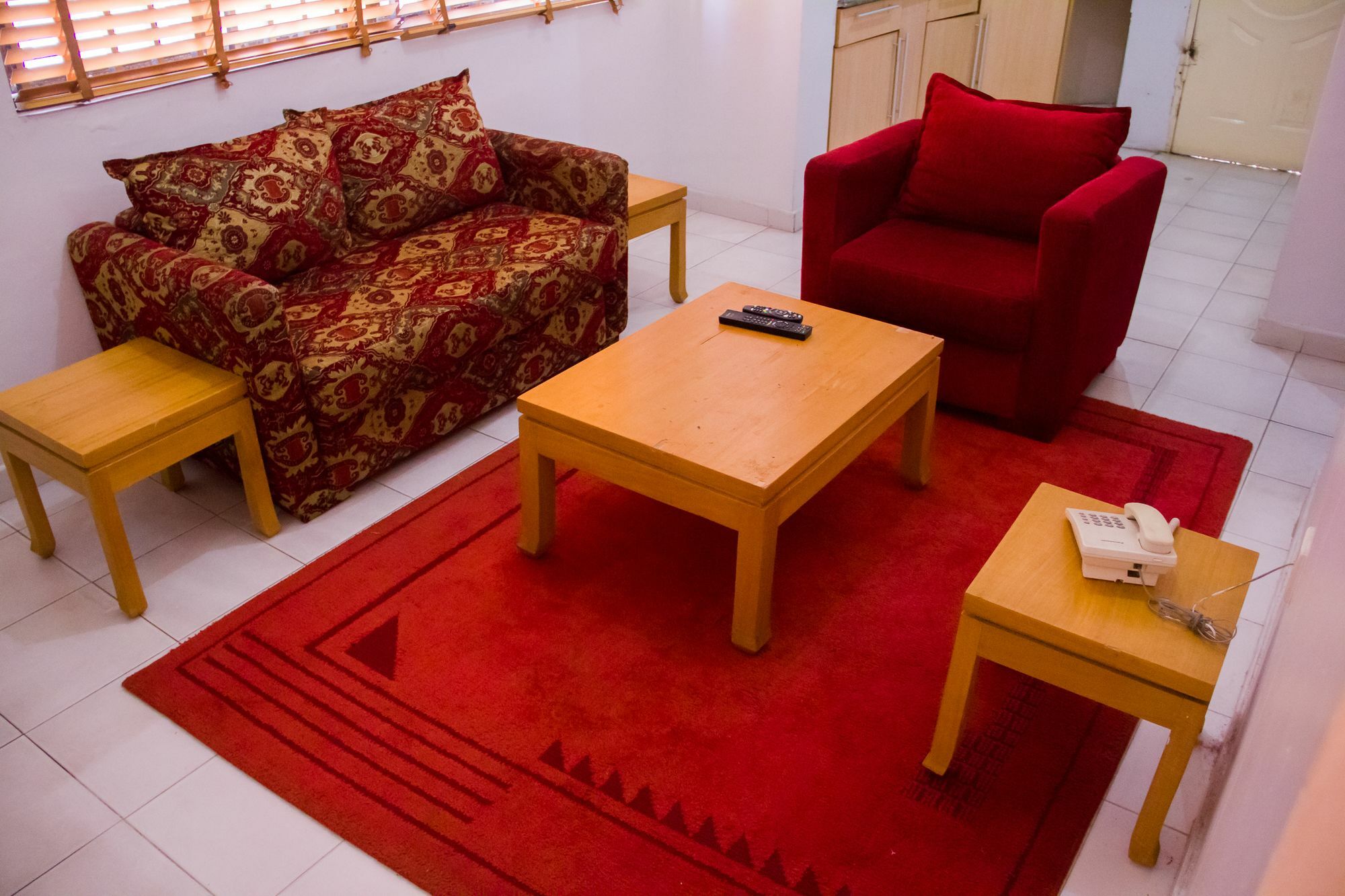 Aliayabiagba La Patriache Lodge מראה חיצוני תמונה