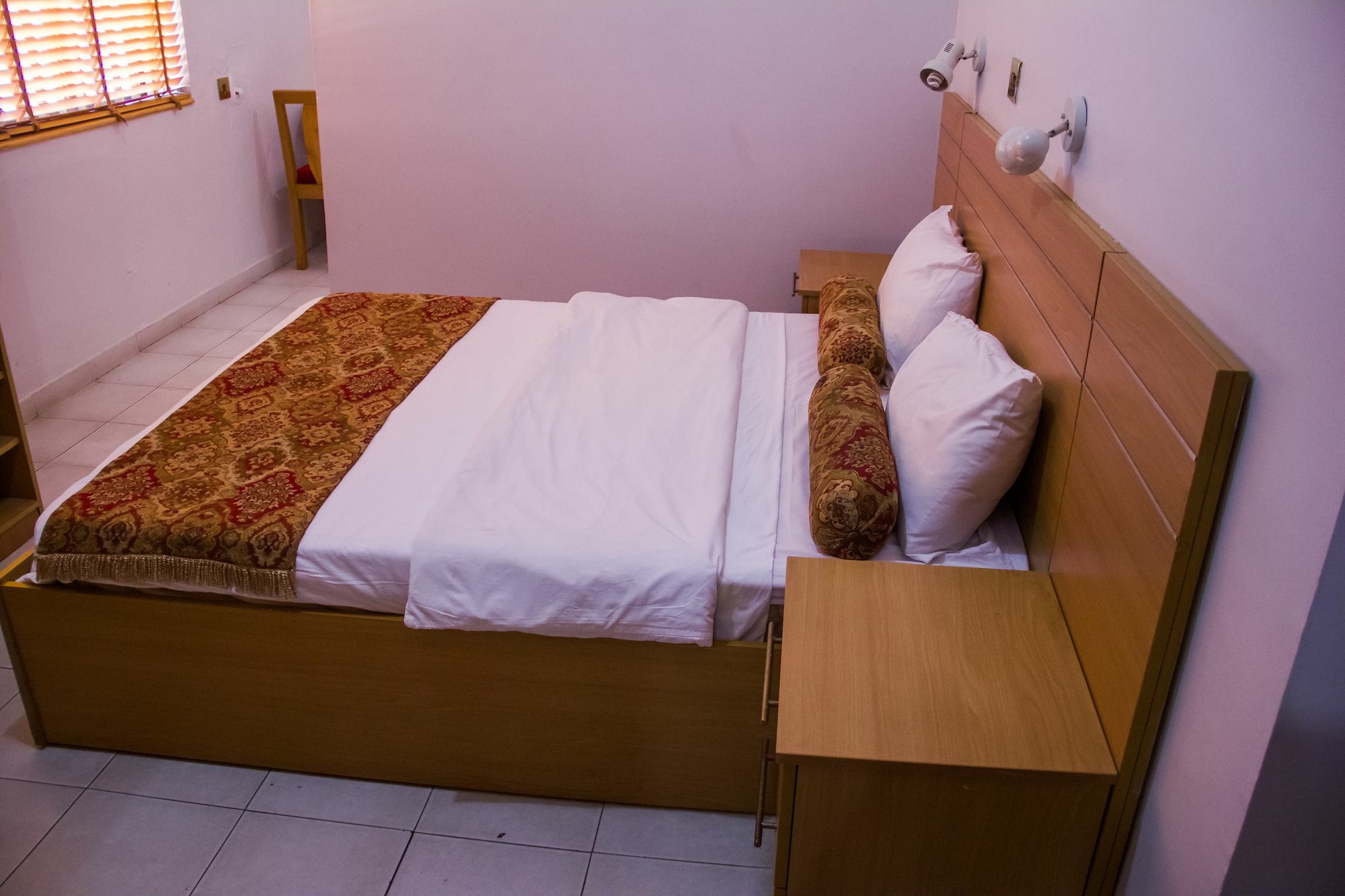 Aliayabiagba La Patriache Lodge מראה חיצוני תמונה