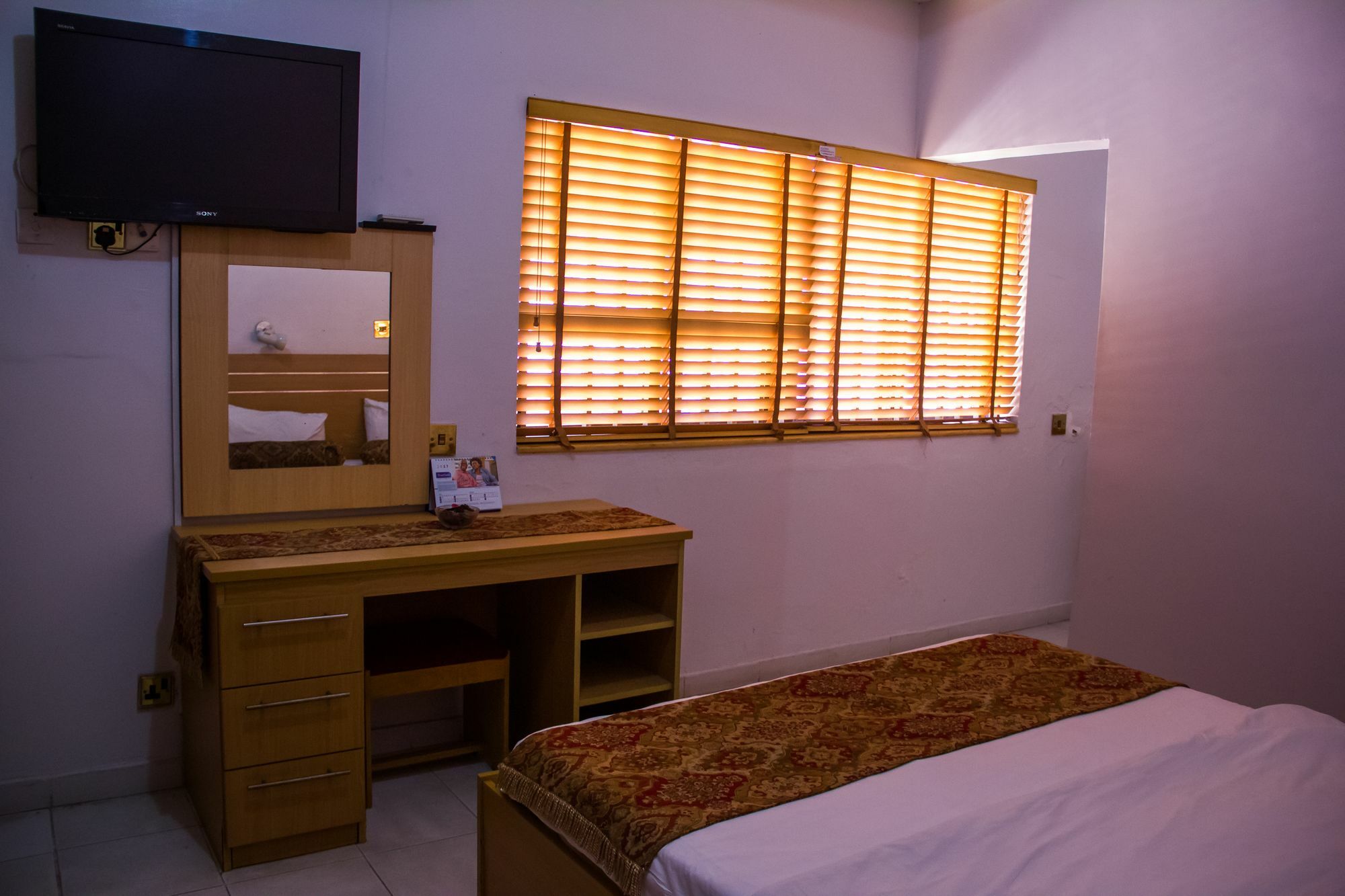 Aliayabiagba La Patriache Lodge מראה חיצוני תמונה
