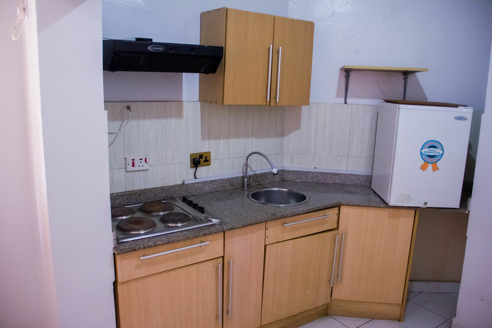 Aliayabiagba La Patriache Lodge מראה חיצוני תמונה