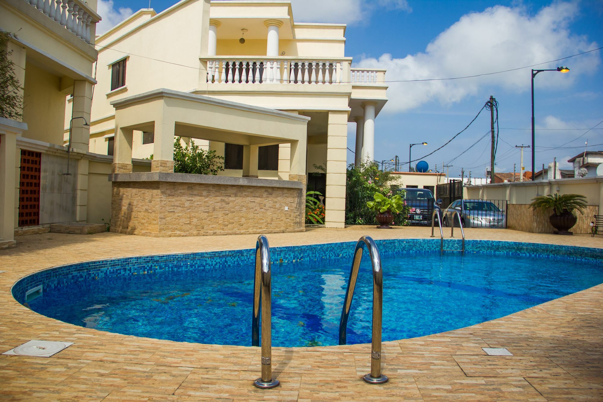 Aliayabiagba La Patriache Lodge מראה חיצוני תמונה